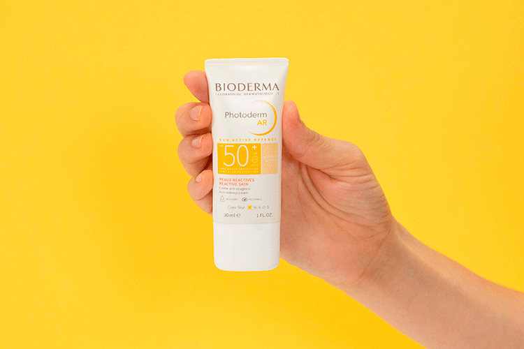کرم ضد آفتاب رنگی فتودرم ای آر SPF50+ بایودرما 36 کرم ضد آفتاب رنگی فتودرم ای آر SPF50+ بایودرما